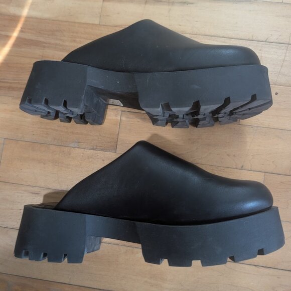 Oak + Fort | Platform Clog Mule - Picture 9 of 10